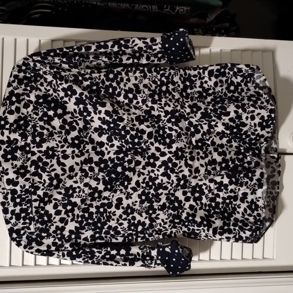 Shirt - Picture 2 of 4